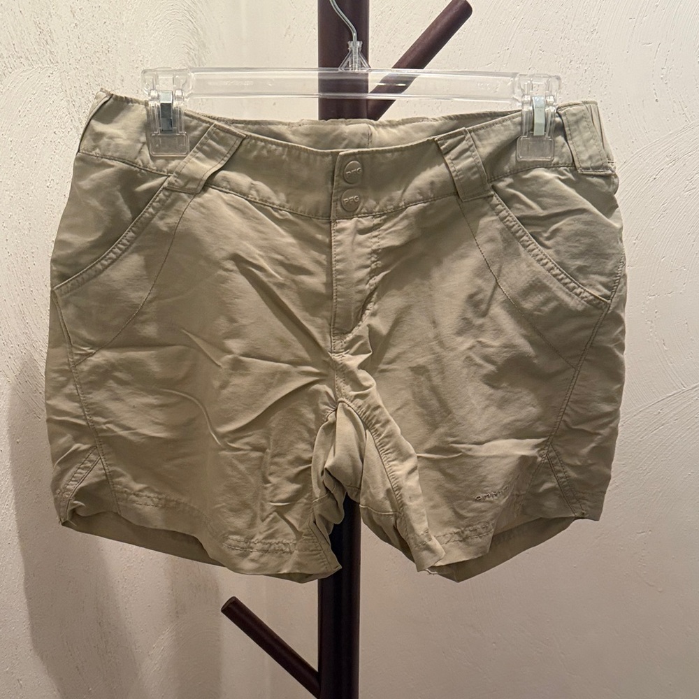 Columbia PFG Women's Khaki Shorts